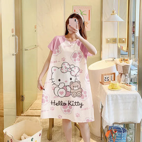 Pink Hello Kitty nightgown